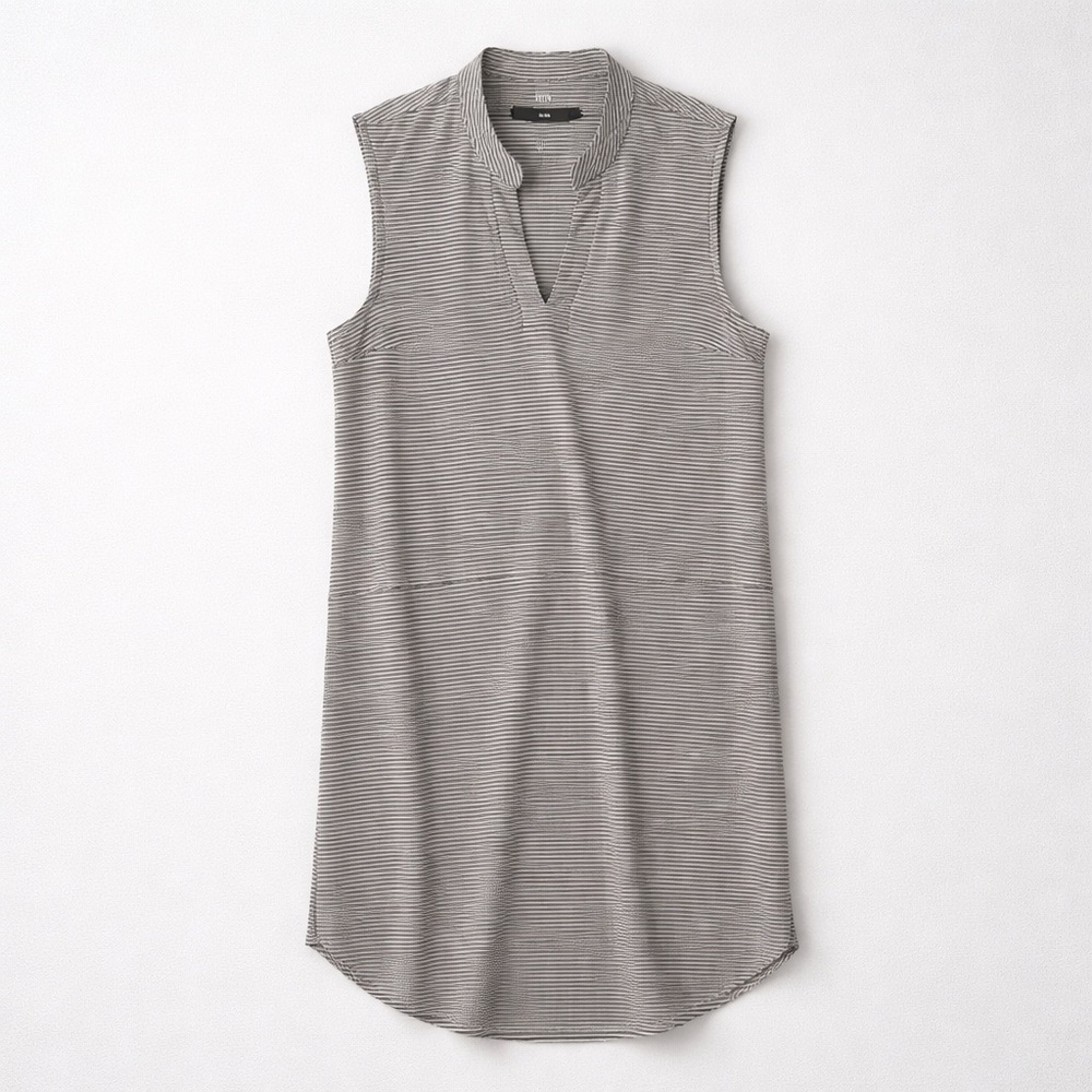 Carve Designs Striped Dress Size X-Large Grey-Green & White